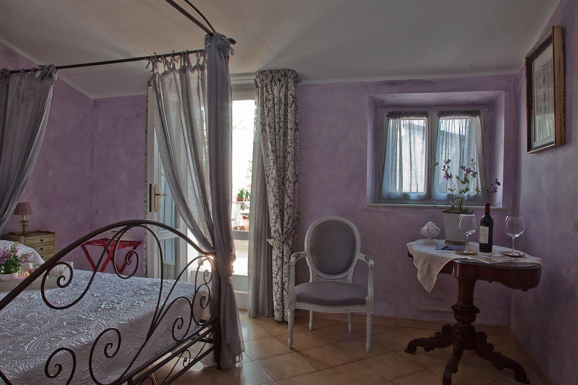 Hotel La Petite Maison Viareggio Bagian luar foto