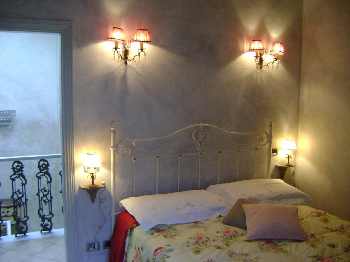 Hotel La Petite Maison Viareggio Ruang foto